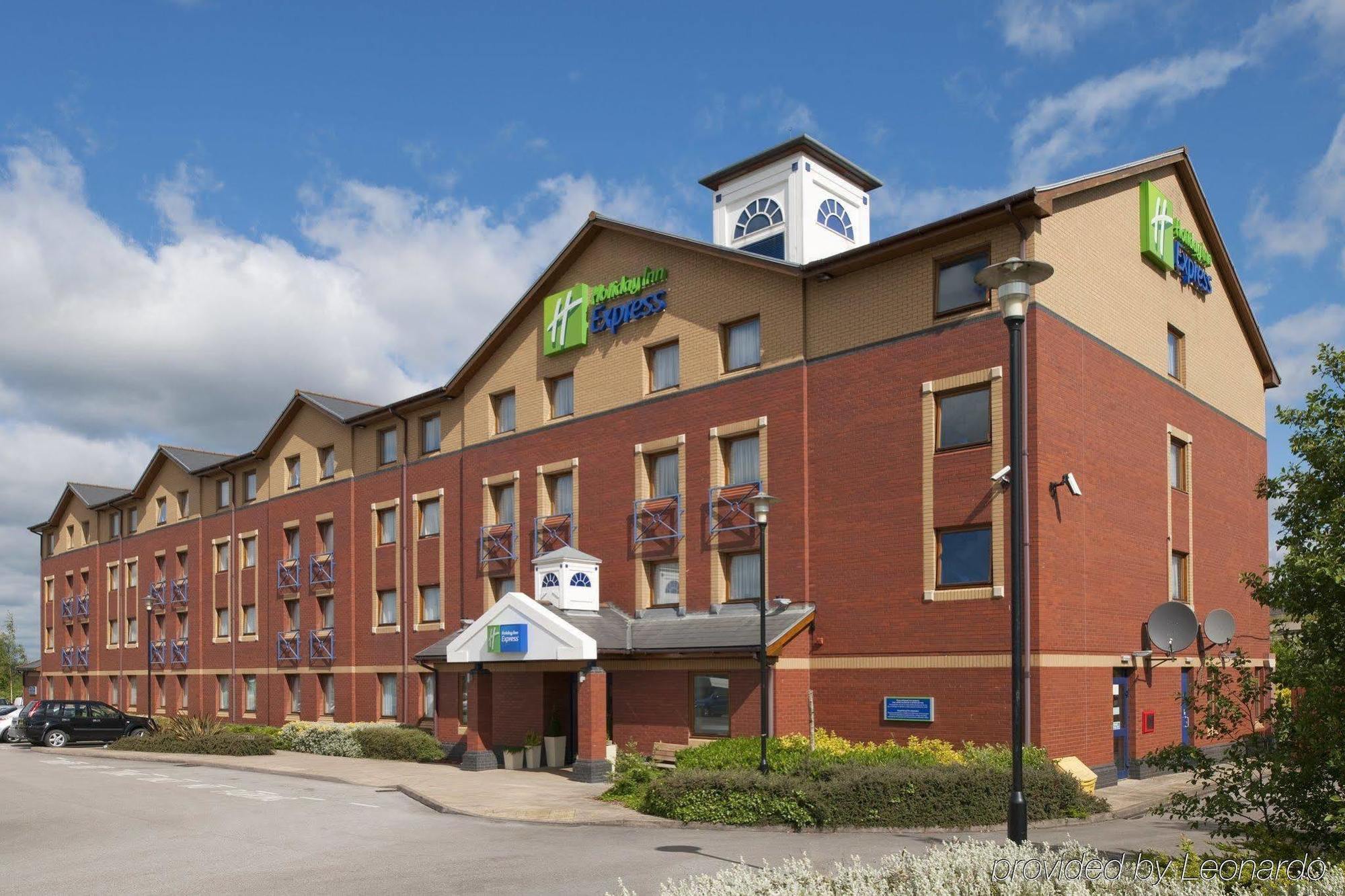 Holiday Inn Express Stoke-On-Trent, An Ihg Hotel Екстер'єр фото